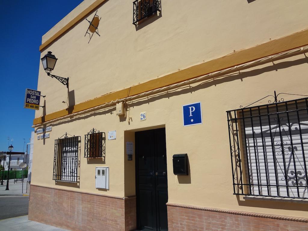 Hostal San Pedro Sanlúcar la Mayor Dış mekan fotoğraf