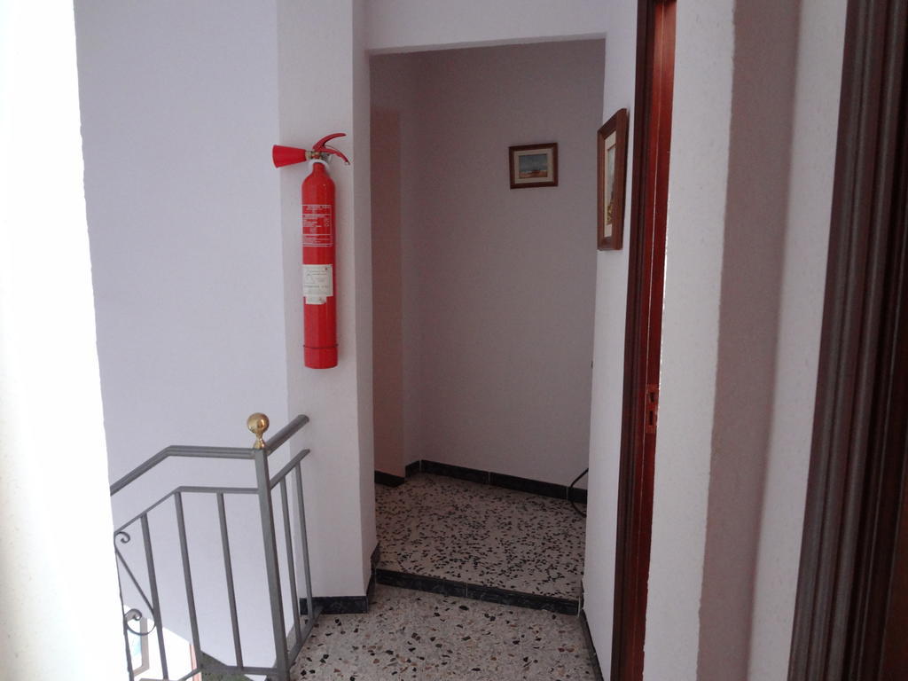 Hostal San Pedro Sanlúcar la Mayor Dış mekan fotoğraf