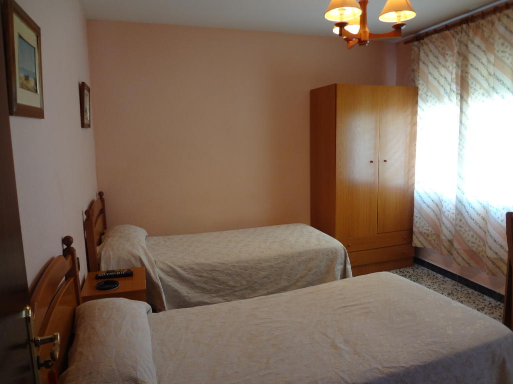 Hostal San Pedro Sanlúcar la Mayor Oda fotoğraf